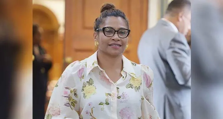Lynda Tabuya