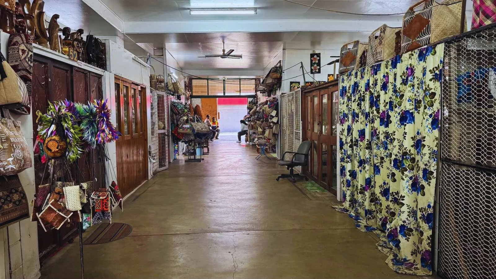 Suva Curio stalls 