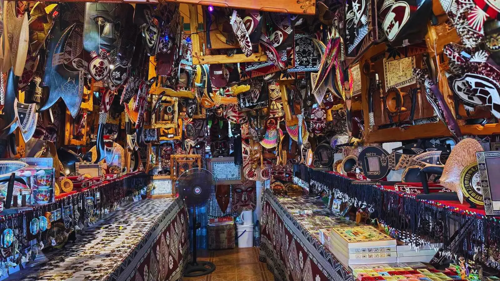 Hanged carvings inside of the stalls 